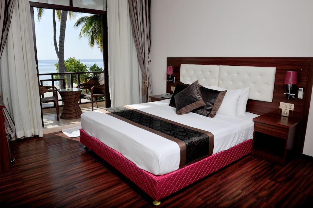 Sun Tan Beach Hotel Maafushi Værelse billede